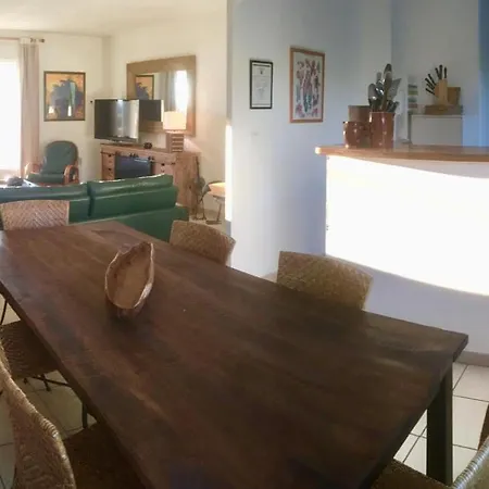 Holiday home Nidu, Un Coin De Paradis Provencal