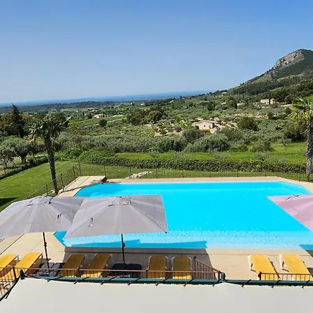 Holiday home Nidu, Un Coin De Paradis Provencal Le Barroux