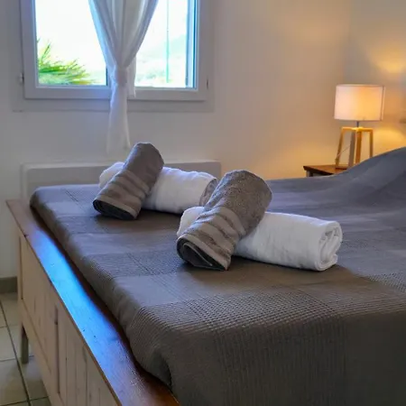 Holiday home Nidu, Un Coin De Paradis Provencal